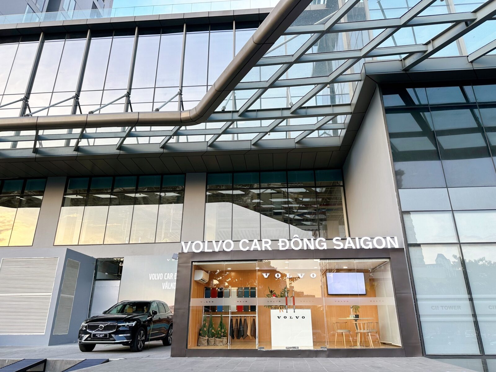 volvodongsaigon 15 Giới Thiệu